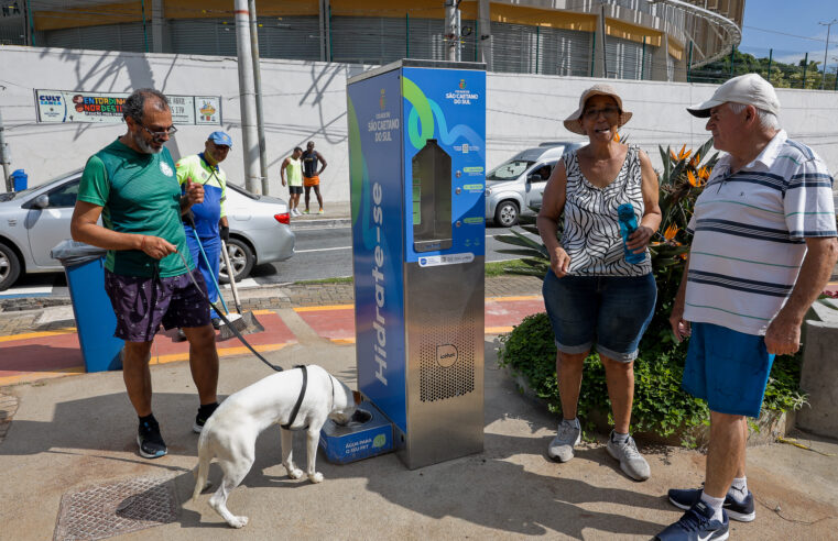 POPULAÇÃO APROVA ILHAS DE HIDRATAÇÃO INSTALADAS NA AVENIDA PRESIDENTE KENNEDY, EM SÃO CAETANO
