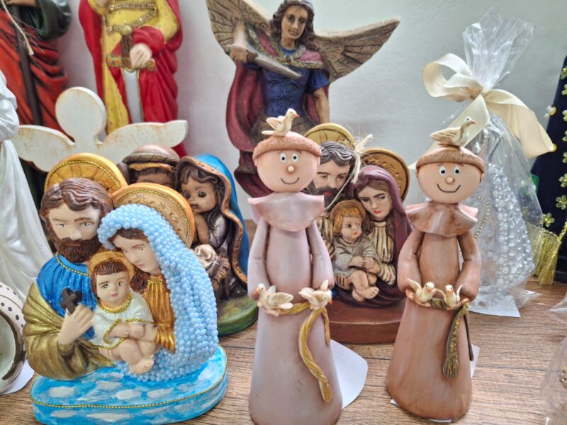 CASA DO ARTES&Atilde;O DE S&Atilde;O CAETANO OFERECE PROGRAMA&Ccedil;&Atilde;O ESPECIAL E PRESENTES PERSONALIZADOS PARA O DIA DAS M&Atilde;ES