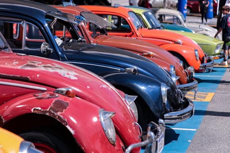 VEJA COMO FOI O ENCONTRO DE CARROS ANTIGOS QUE REUNIU APAIXONADOS POR AUTOM&Oacute;VEIS EM S&Atilde;O BERNARDO