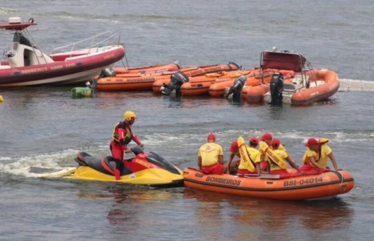 LITORAL: UMA PESSOA MORRE E 42 SÃO SALVAS PELOS BOMBEIROS NO FERIDADO DE TIRADENTES