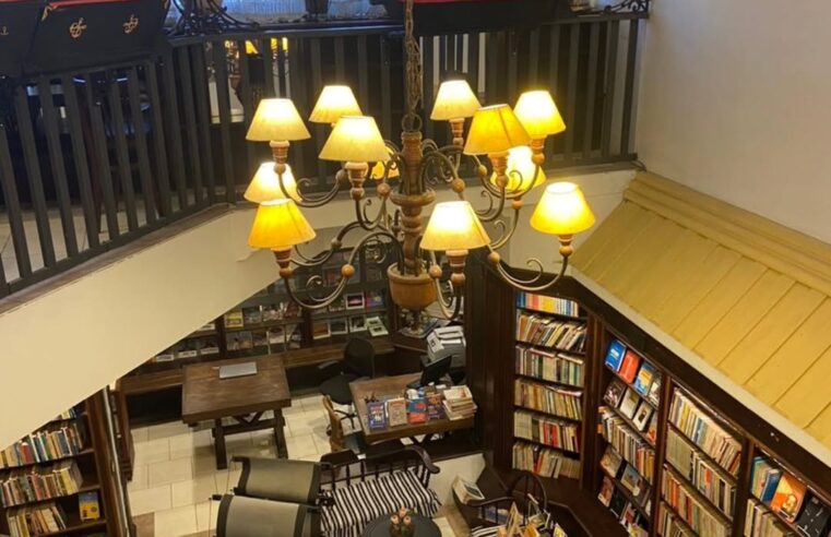 DIA DO LIVRO: CONHEÇA A LIVRARIA COM ESPAÇO GOURMET NO RUDGE RAMOS QUE ENCANTA LEITORES HÁ 48 ANOS