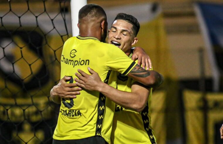 SÃO BERNARDO VENCE O GOIÁS NO PRIMEIRO DE MAIO