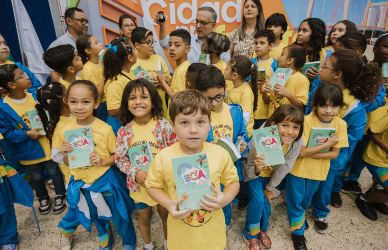 ESTUDANTES DA REDE MUNICIPAL DE SÃO BERNARDO FAZEM PRIMEIRO ‘TOUR’ DE 2026 PARA CONHECER PREFEITURA E CÂMARA