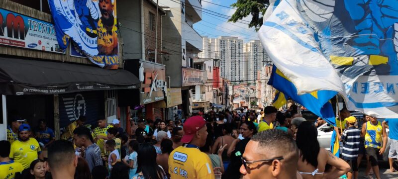 QUANDO A TORCIDA VAI ALÉM DAS QUATRO LINHAS