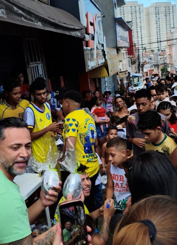QUANDO A TORCIDA VAI ALÉM DAS QUATRO LINHAS