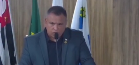 VEREADOR CHAMA MOTORISTA QUE MATOU CRIANÇAS EM DIADEMA DE “HOMEM DO BEM” E GERA REVOLTA