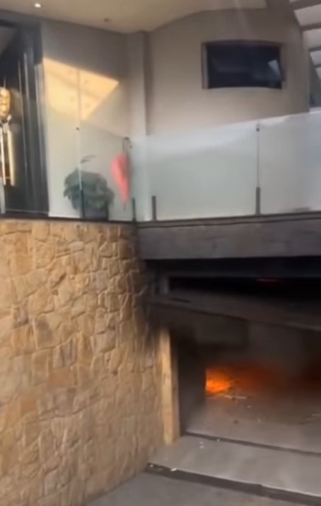 INCÊNDIO DESTRÓI CASA DOS PAIS DE MC GUI NA ZONA LESTE DE SÃO PAULO