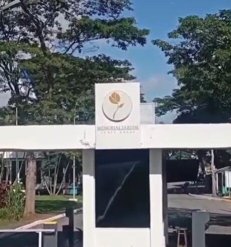 SOB FORTE COMOÇÃO, CORPO DE VÍTIMA DE FEMINICÍDIO É ENTERRADO EM SANTO ANDRÉ