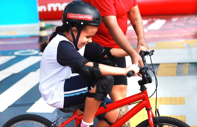 ALUNOS DE DIADEMA TÊM UM DIA DIFERENTE DE AULA DE TRÂNSITO