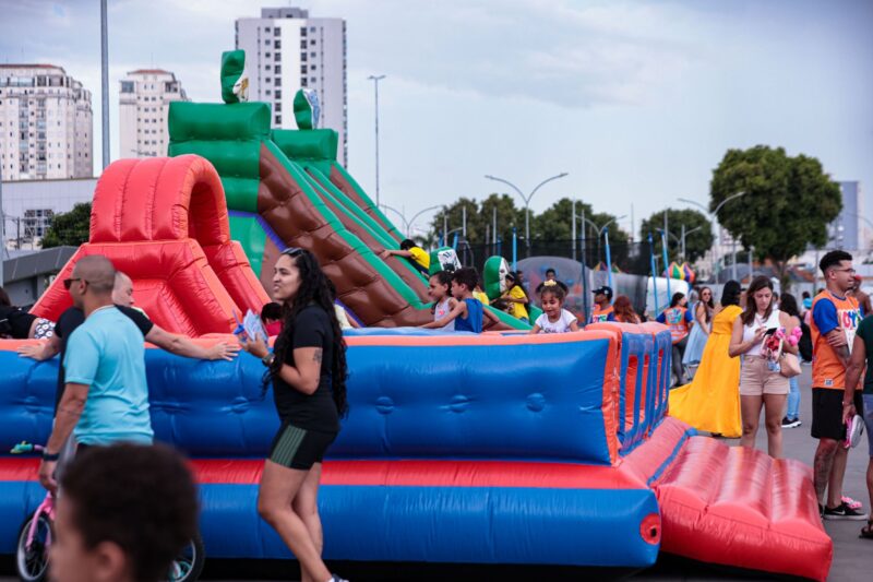 S&Aacute;BADO &Eacute; MARCADO POR INCLUS&Atilde;O E RE&Uacute;NE MAIS DE 1.000 PESSOAS NO PA&Ccedil;O DE S&Atilde;O BERNARDO