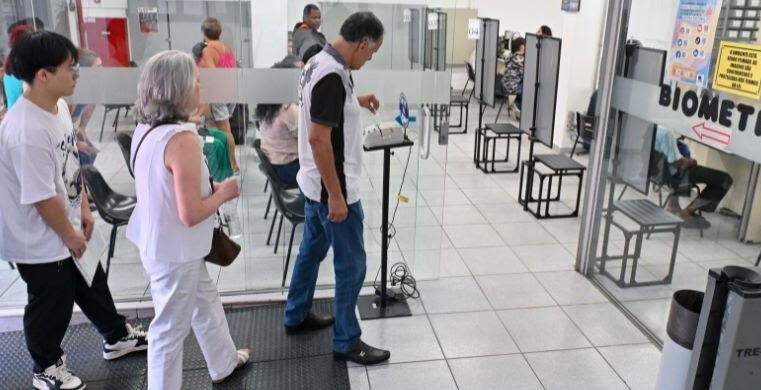 ELEIÇÕES 2026: ÚLTIMO MÊS PARA TIRAR O TÍTULO; TRE-SP ORIENTA ELEITOR A ANTECIPAR ATENDIMENTO