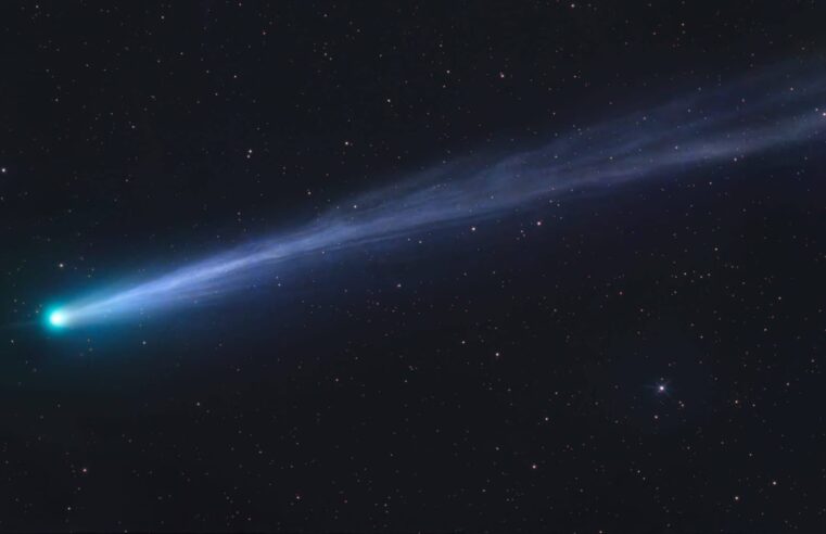 COMETA C/2025 R3 DESAFIA OBSERVADORES NO CÉU DE MAIO
