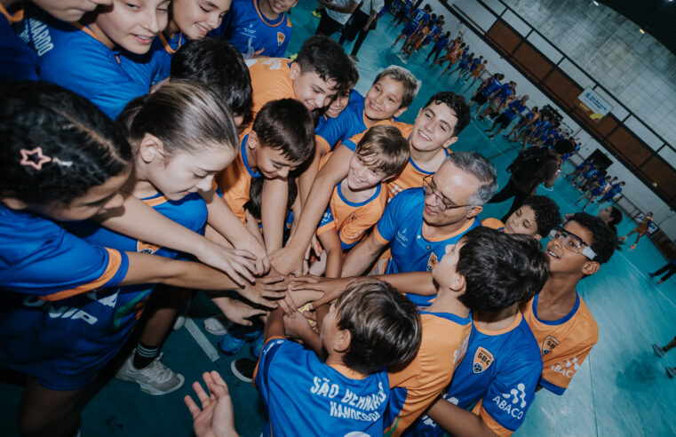 COM APOIO DA CAIXA, SÃO BERNARDO ENTREGA DE NOVOS UNIFORMES E RESGATA PROTAGONISMO DO HANDEBOL
