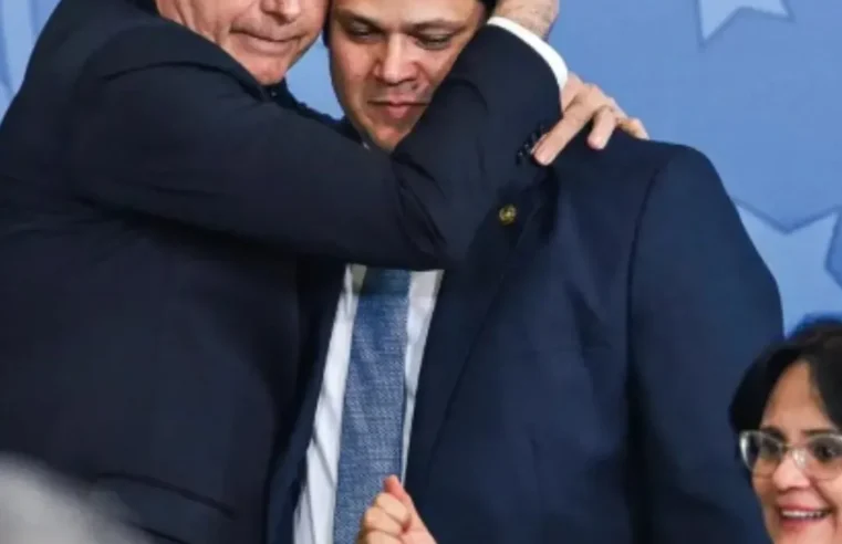 ALCOLUMBRE PROMULGA LEI DA DOSIMETRIA QUE PODE REDUZIR PENA DE BOLSONARO E CONDENADOS PELO 8 DE JANEIRO