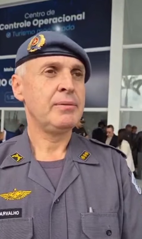 APÓS ASSUMIR COMANDO DE POLICIAMENTO DE ÁREA DA PM NO ABC, CORONEL CARVALHO DIZ QUE IDEIA E COLOCAR VIATURAS NAS RUAS E APROXIMAR POLÍCIA DA COMUNIDADE