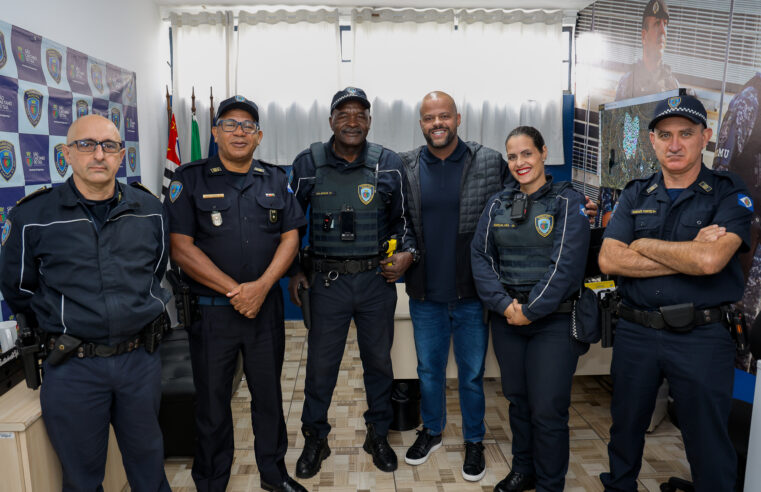 GCMS DE SÃO CAETANO RECEBEM HOMENAGEM APÓS AUXILIAREM EM SALVAMENTO DE IDOSA