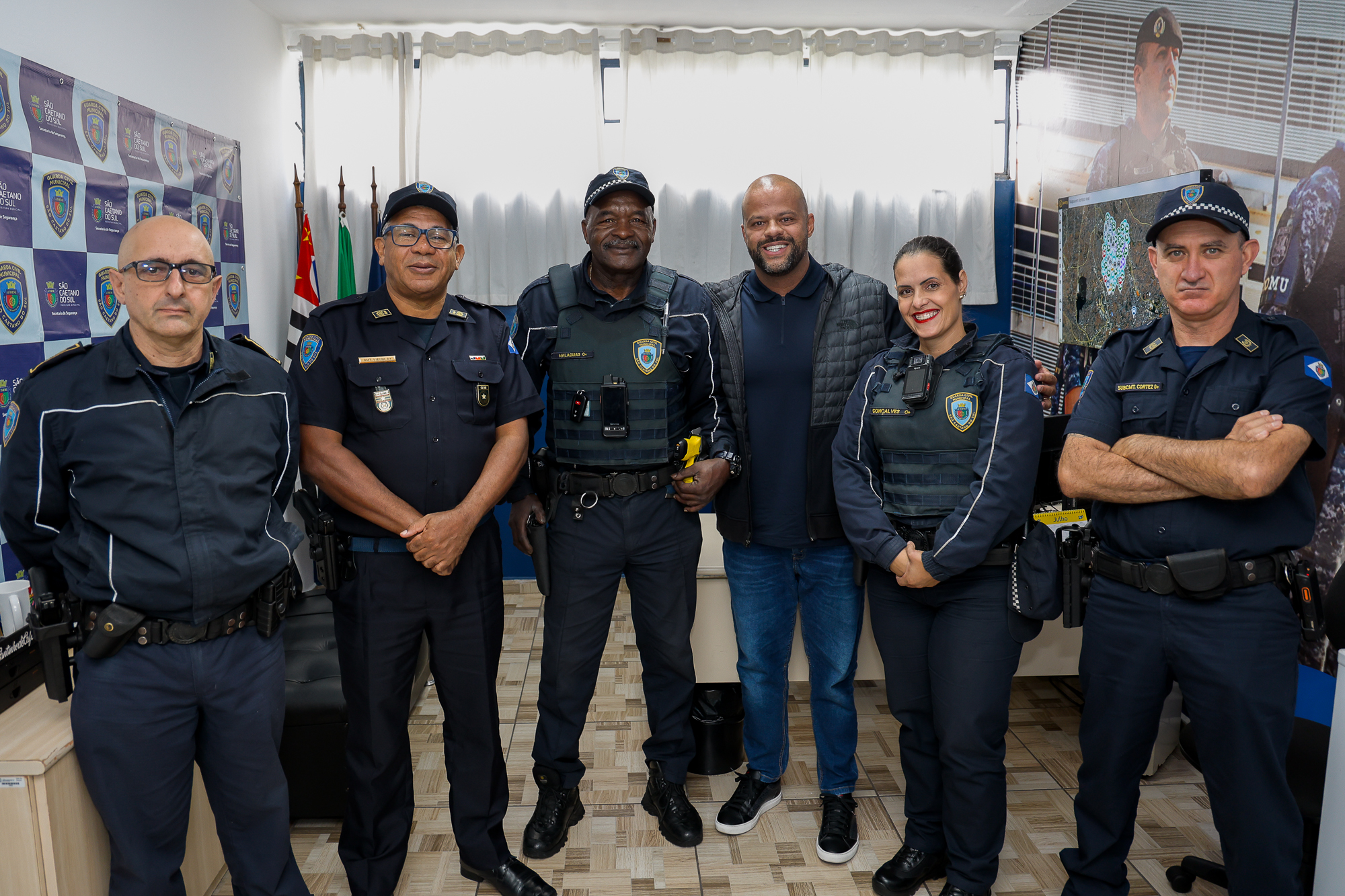 GCMS DE SÃO CAETANO RECEBEM HOMENAGEM APÓS AUXILIAREM EM SALVAMENTO DE IDOSA