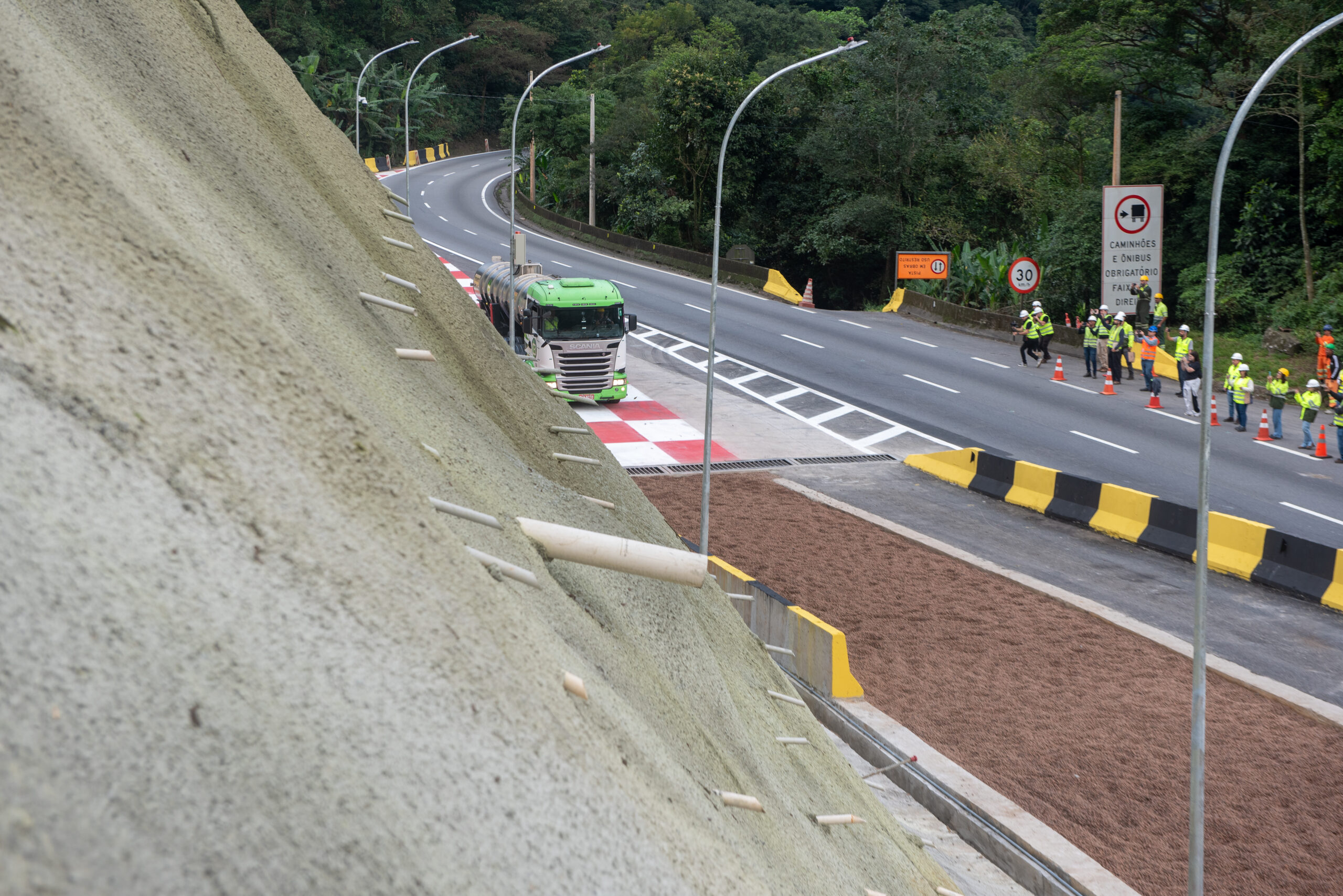 ANCHIETA GANHA TERCEIRA RAMPA DE ESCAPE NO KM 46, NO TRECHO DE SERRA