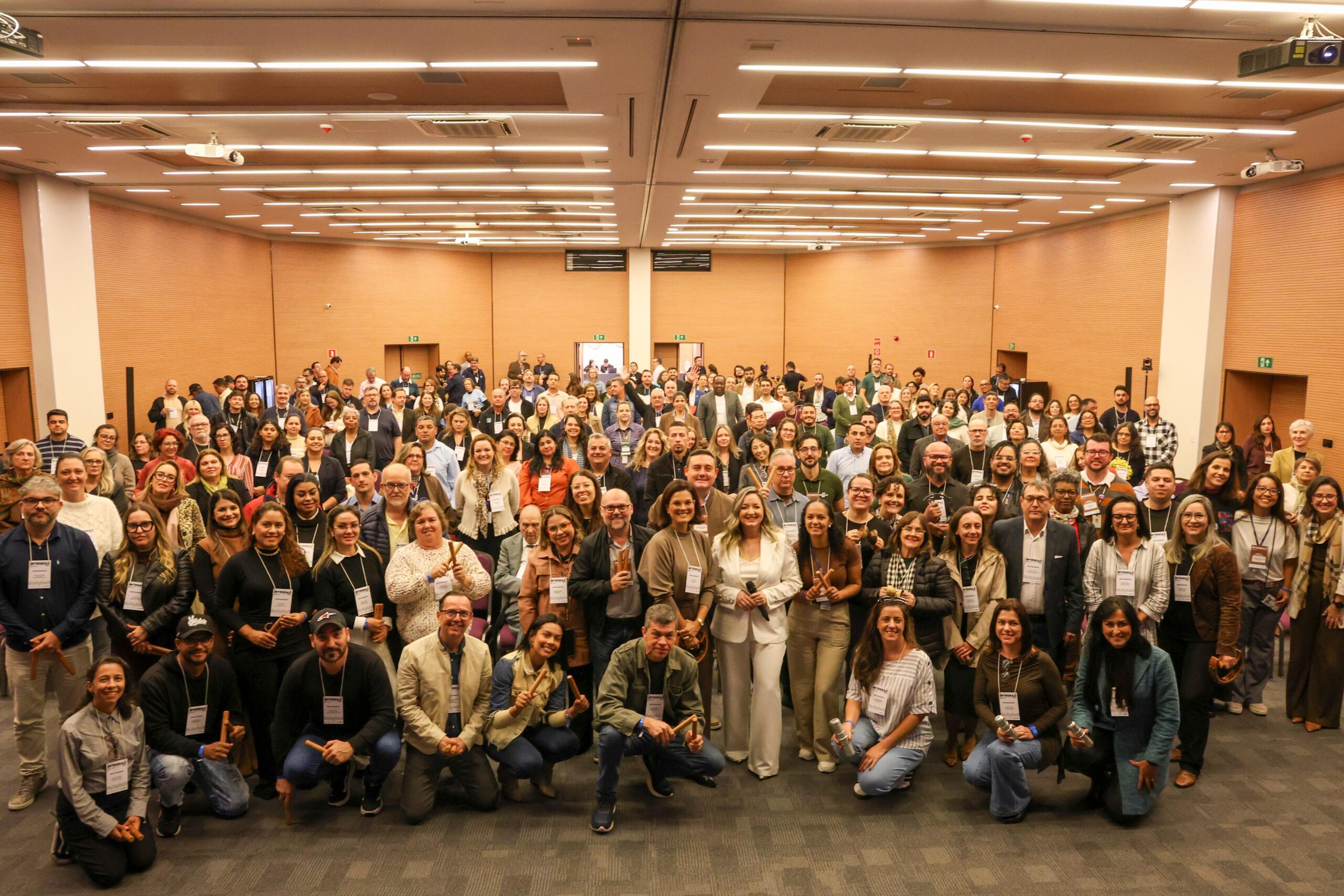 GRANDE ABC PARTICIPA DE ENCONTRO ESTADUAL INÉDITO SOBRE TURISMO