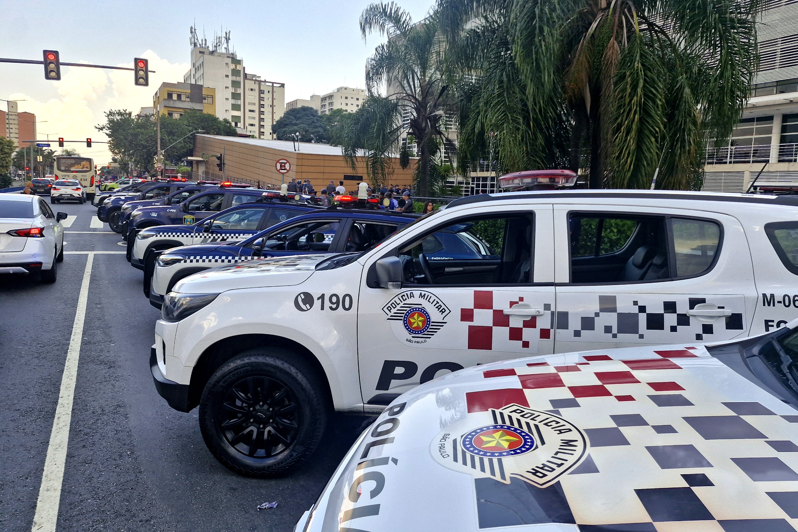 HOMEM É PRESO POR TRÁFICO EM SANTO ANDRÉ APÓS TENTAR FUGIR DA OPERAÇÃO IMPACTO EM SÃO CAETANO