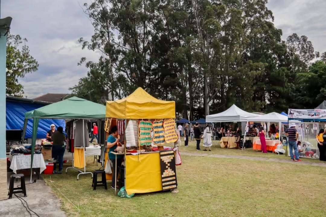 PARQUE DOS PÁSSAROS RECEBE FEIRA COM EMPREENDEDORES, GASTRONOMIA E AÇÕES SOCIAIS NO SÁBADO