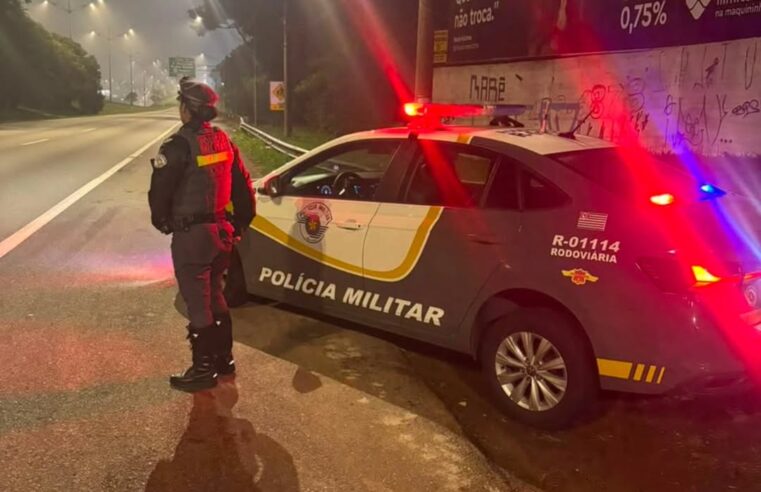 PM RODOVIÁRIA REFORÇA POLICIAMENTO EM TRECHO DA ANCHIETA ALVO DE ATAQUES COM PEDRAS