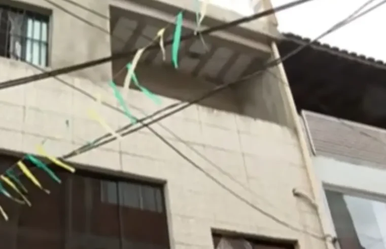 CRIANÇA DE 2 ANOS CAI DE VARANDA DE SOBRADO EM SÃO BERNARDO E NÃO SOFRE FERIMENTOS GRAVES; MÃE É PRESA