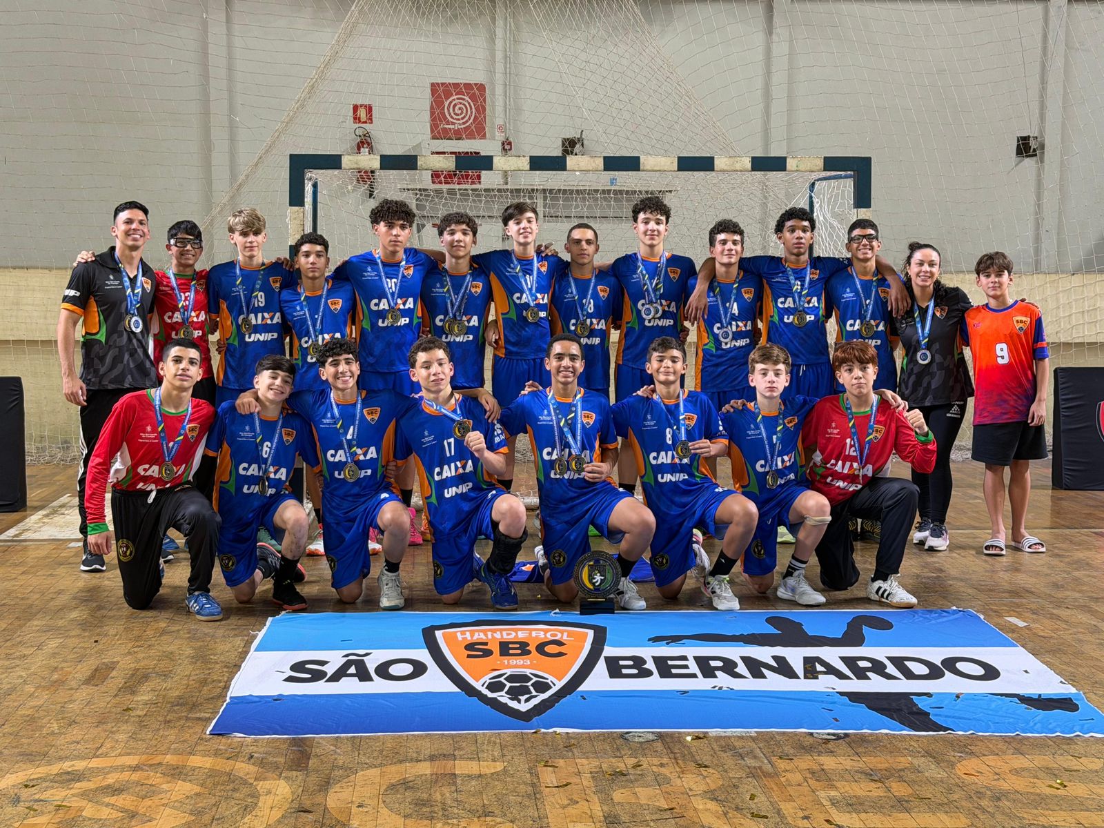 INVICTA, EQUIPE DE SÃO BERNARDO CONQUISTA COPA SUDESTE DE HANDEBOL INFANTIL