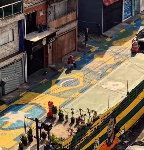 MORADORES DA VILA ALZIRA FRANCO DECORAM RUAS PARA A COPA DO MUNDO EM SANTO ANDRÉ