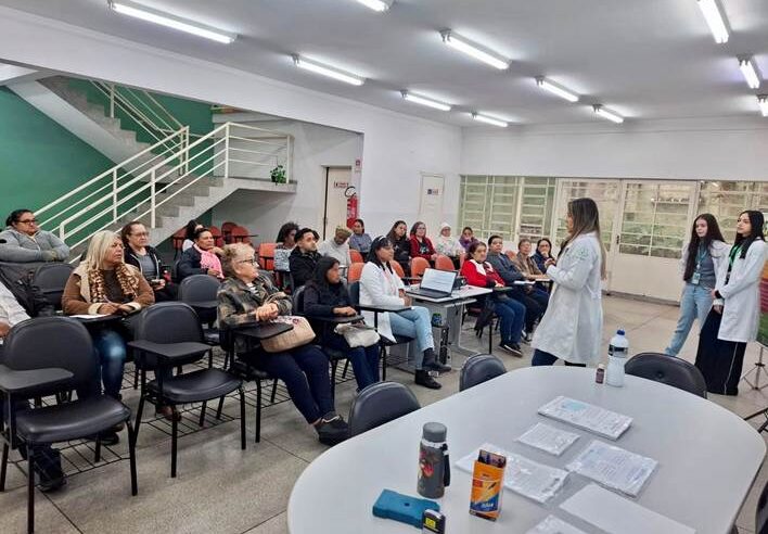 EMPREENDEDORES DO SETOR ALIMENTÍCIO PARTICIPAM DE CAPACITAÇÃO EM DIADEMA