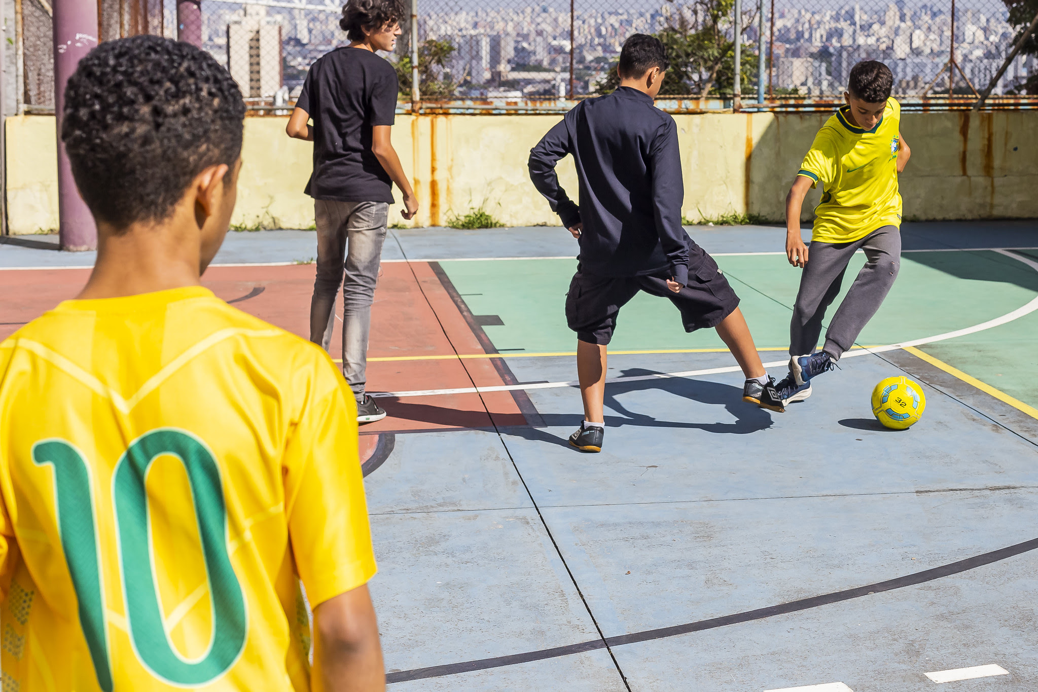 18 PAÍSES DA COPA DO MUNDO DENTRO DAS ESCOLAS DO ABC: REDE ESTADUAL TEM 202 ESTUDANTES QUE NASCERAM EM PAÍSES COM TIMES NO MUNDIAL
