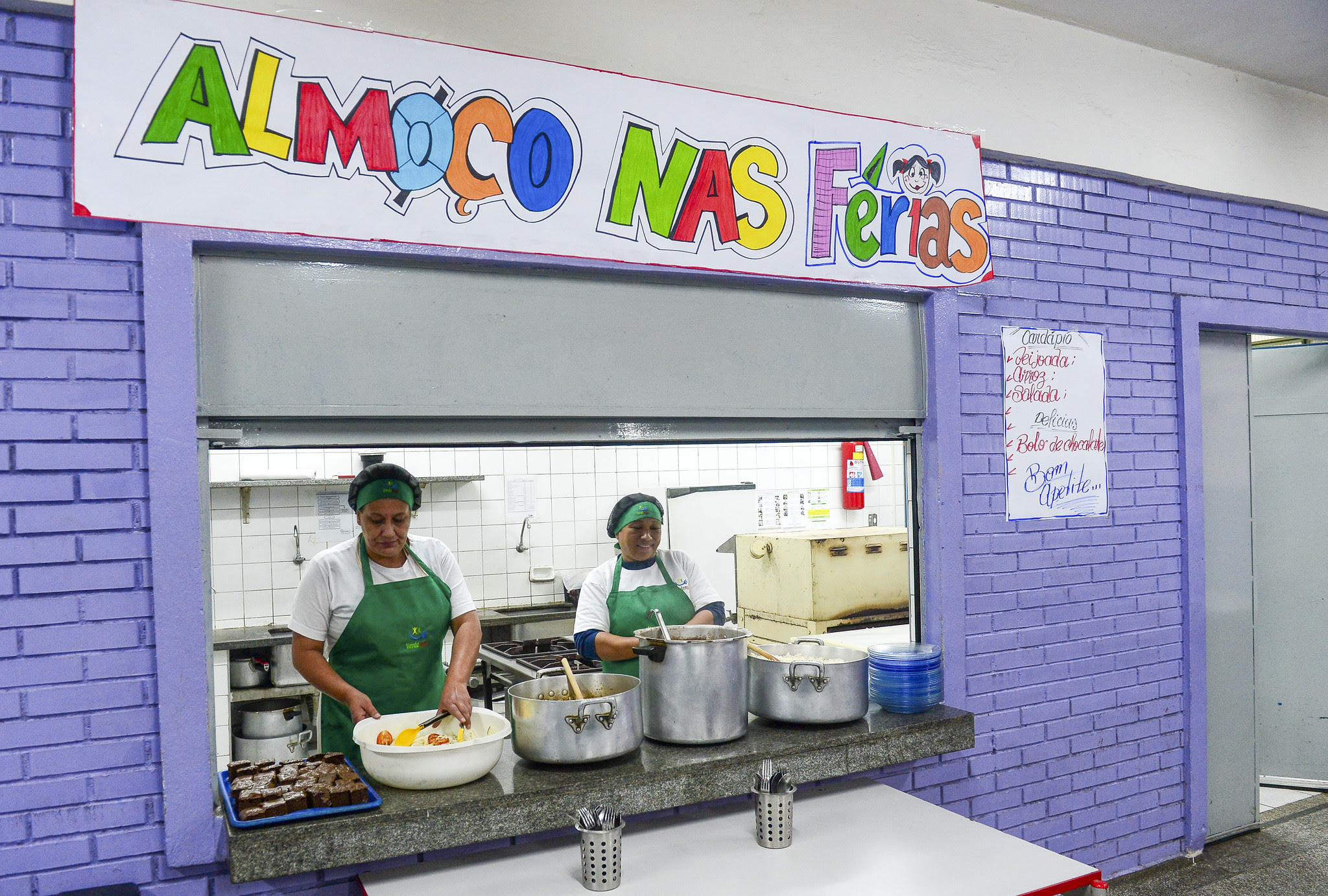 ESCOLAS ESTADUAIS DE SP OFERECEM ALMOÇO GRATUITO DURANTE AS FÉRIAS; CADASTRO VAI ATÉ SEXTA-FEIRA (26)