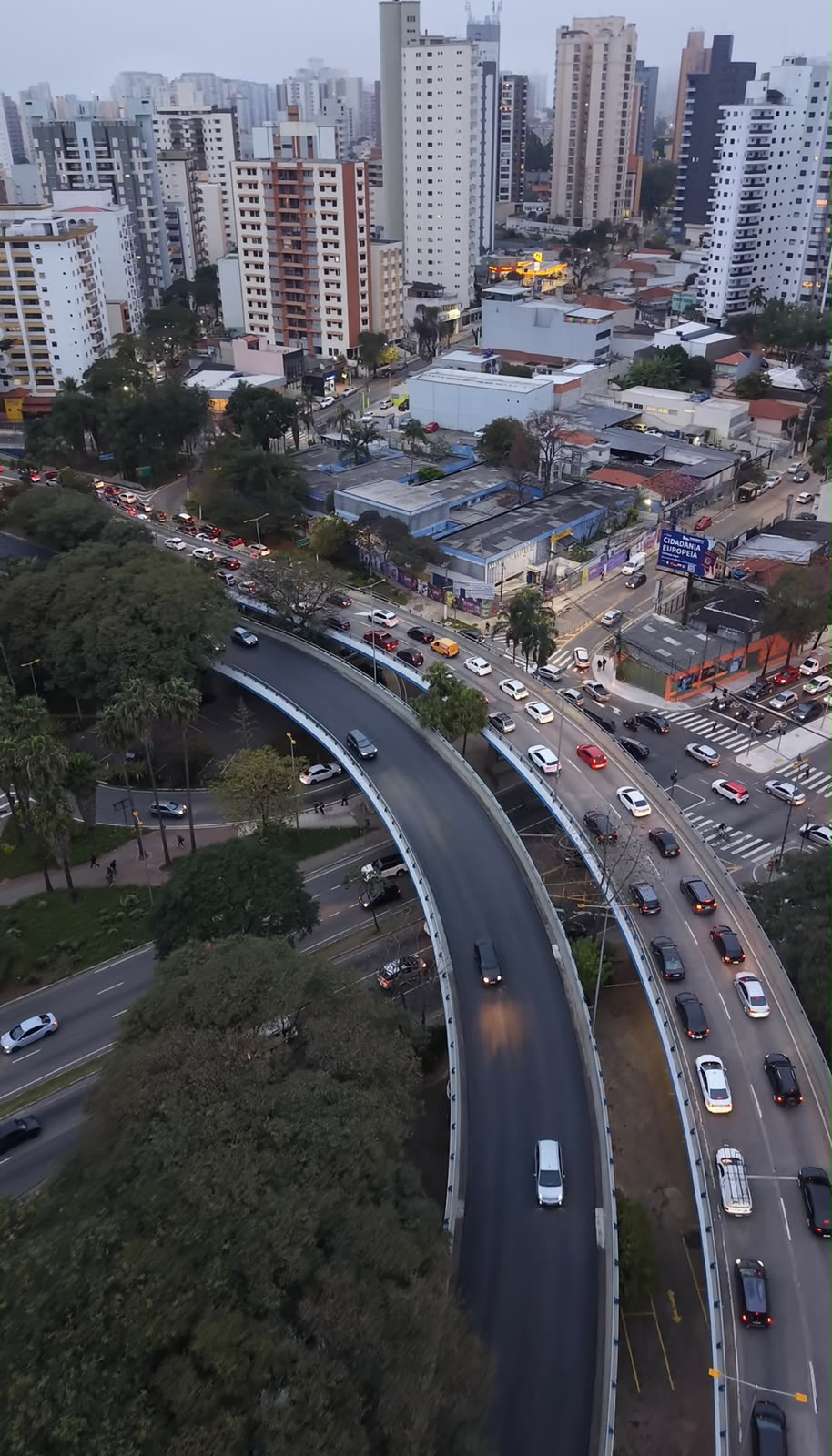 SANTO ANDRÉ ANTECIPA OBRAS E LIBERA TRÂNSITO DO VIADUTO JUSCELINO KUBITSCHEK NO SENTIDO BAIRRO JARDIM
