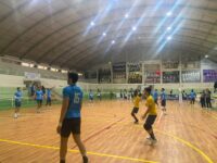 VÔLEI MASCULINO DE SÃO CAETANO VAI A LENÇOIS PAULISTA, VENCE E LIDERA A COPA PIRATININGA