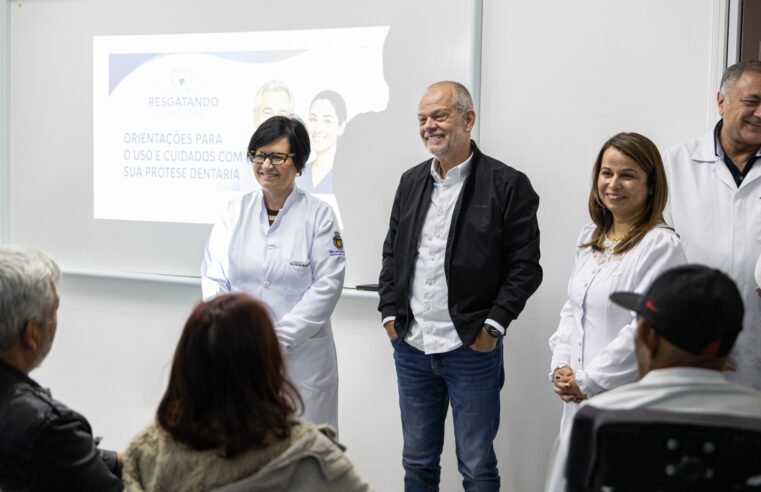 PREFEITURA DE SÃO CAETANO ENTREGA PRÓTESES DENTÁRIAS E DEVOLVE O SORRISO PARA 120 MORADORES