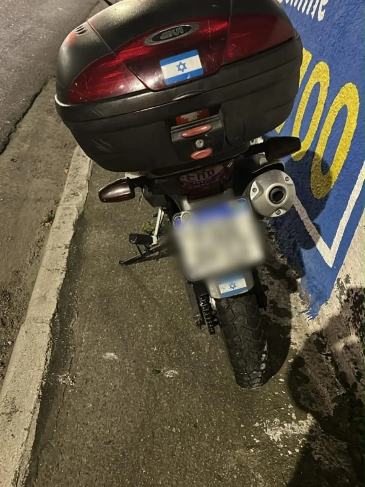 MOTOCICLISTA DE 48 ANOS MORRE APÓS MAL SÚBITO E COLISÃO EM AVENIDA DE SANTO ANDRÉ