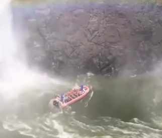TURISTA HOLANDÊS MORRE APÓS BARCO VIRAR DURANTE PASSEIO NAS CATARATAS DO IGUAÇU