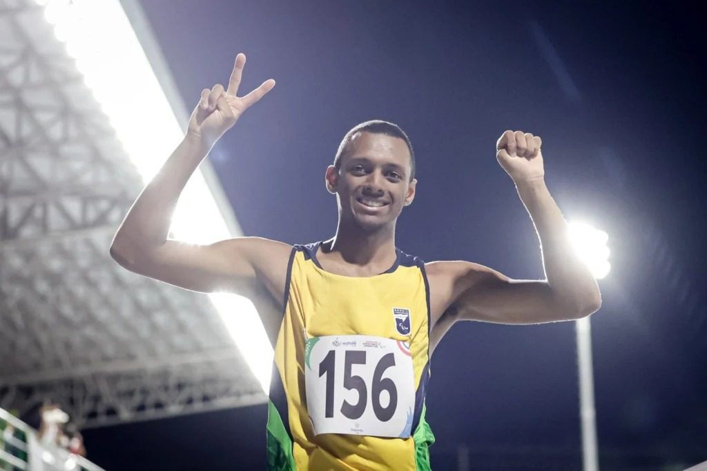 LEANDRO VIANA, DE SÃO BERNARDO, CONQUISTA DOIS OUROS NOS JOGOS PARASUL-AMERICANOS NA COLÔMBIA