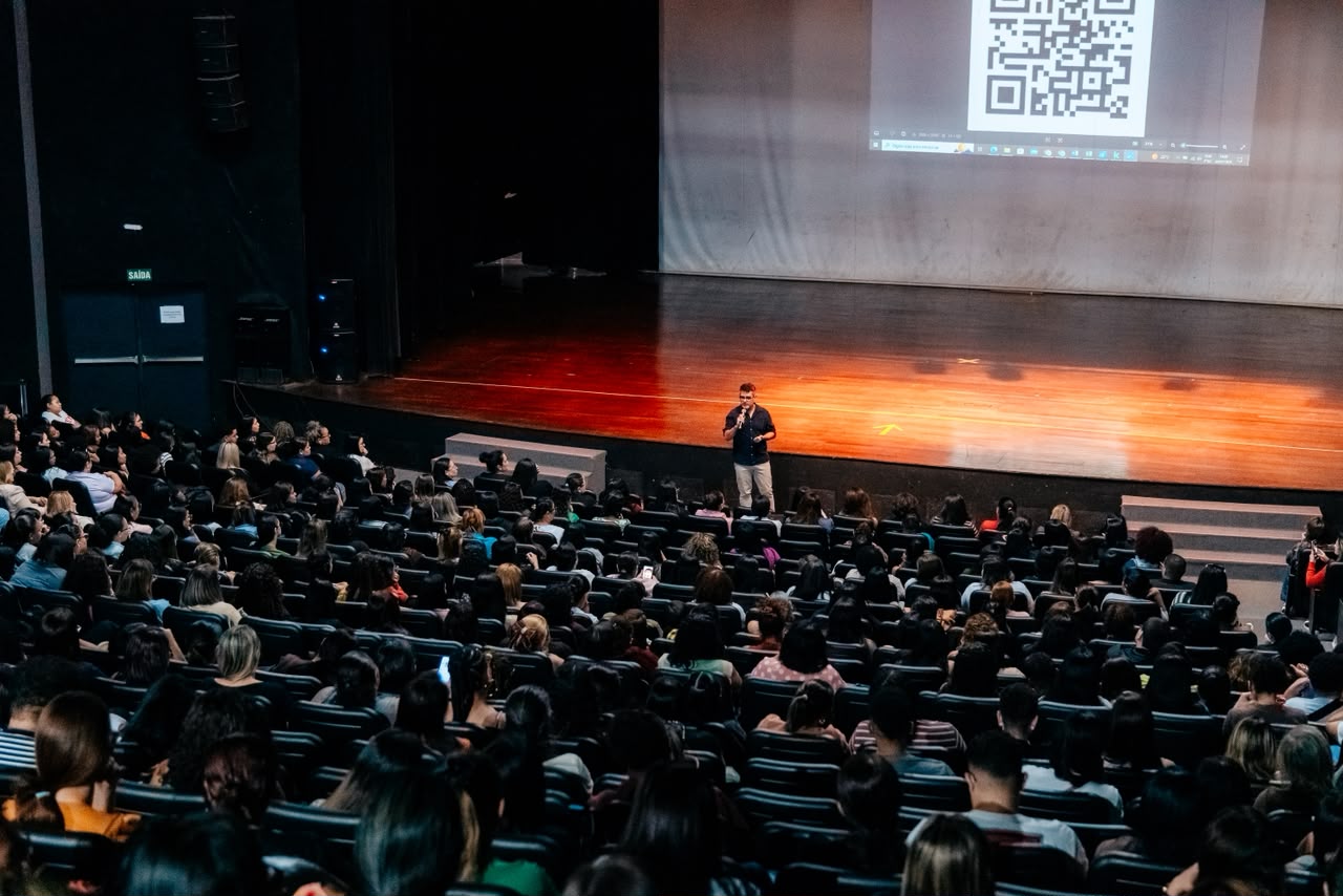 SÃO BERNARDO PROMOVE FORMAÇÃO SOBRE SAÚDE MENTAL PARA CUIDADORES DA REDE MUNICIPAL