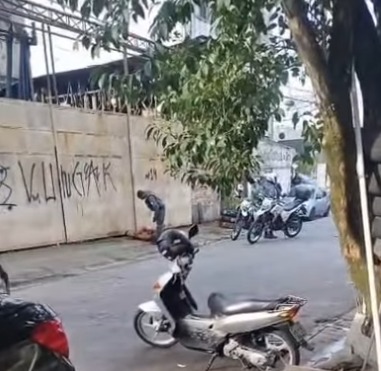 PM DETÉM HOMEM POR FURTO DE BOLSA ATRÁS DO TERMINAL FERRAZÓPOLIS, EM SÃO BERNARDO