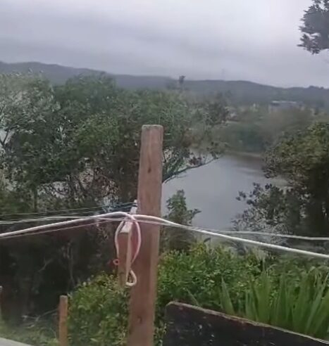 VÍDEO MOSTRA A FORÇA DA VENTANIA NO BAIRRO ESTORIL, EM SÃO BERNARDO
