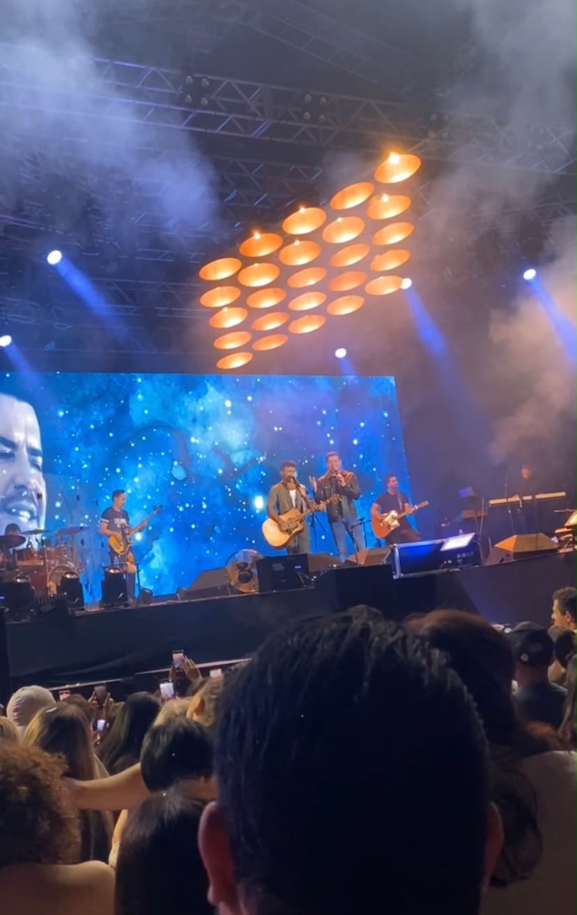 MARCOS & BELUTTI SOBEM AO PALCO E LEVAM MULTIDÃO À FESTA DE 149 ANOS DE SÃO CAETANO DO SUL