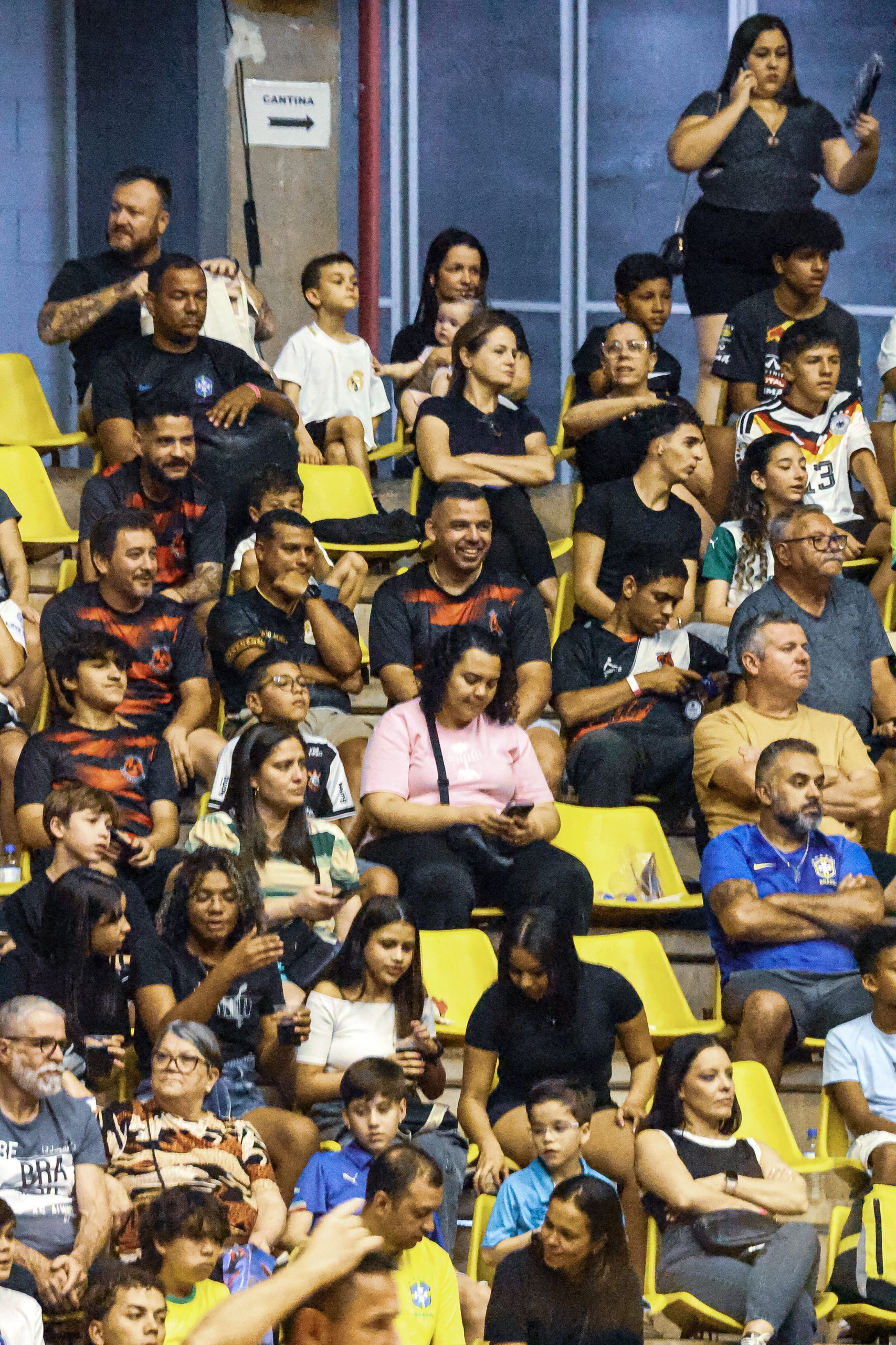 FOTOS: FALCÃO ATRAI MAIS DE 5 MIL PESSOAS E EVENTO ARRECADA 5 TONELADAS DE ALIMENTOS EM SÃO BERNARDO