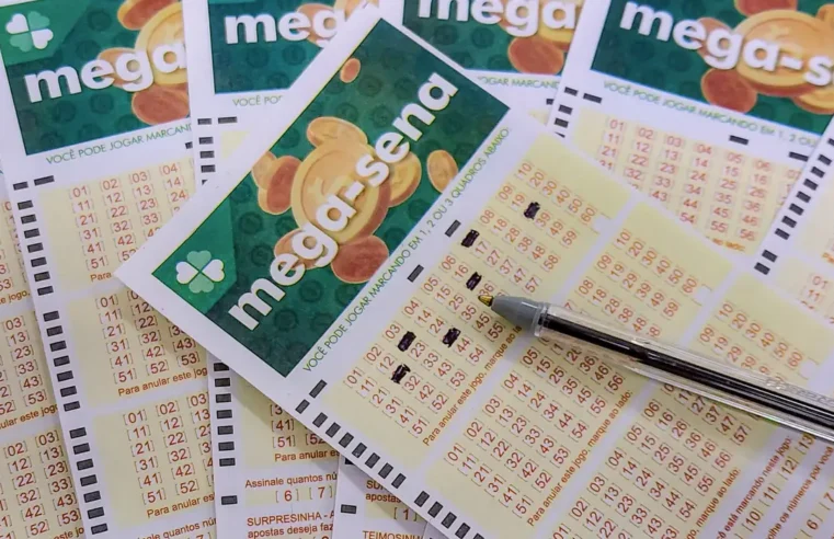 MEGA-SENA ACUMULA PARA R$ 135 MILHÕES; CONFIRA AS DEZENAS SORTEADAS