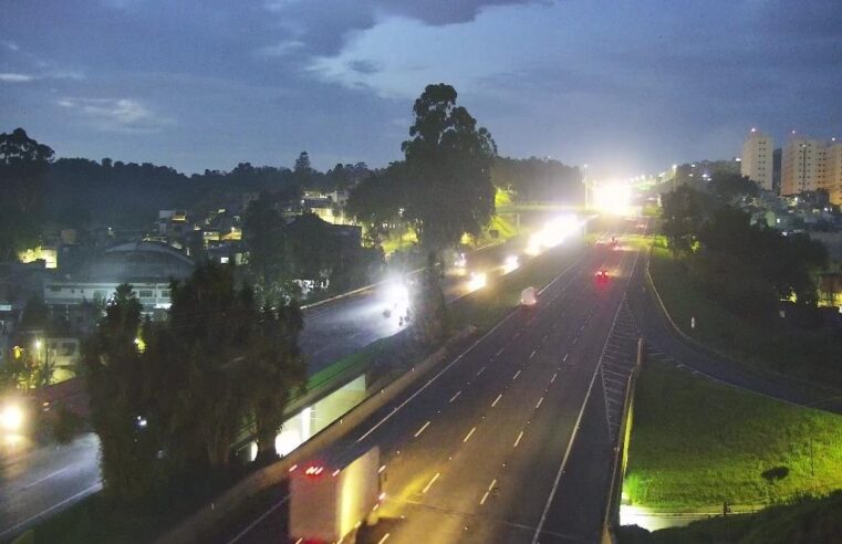 PEDESTRE MORRE ATROPELADO NO KM 12 DA IMIGRANTES