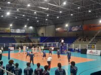 VÔLEI MASCULINO VENCE O ADV/ARTHUR NOGUEIRA NA ESTREIA DA SUPERLIGA C E FAZ JOGO DECISIVO NESTA SEXTA-FEIRA