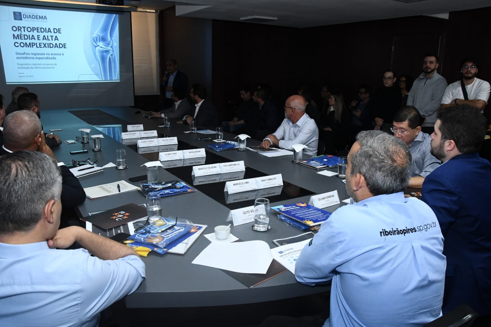 CONSÓRCIO ABC DISCUTE REGIONALIZAÇÃO DA ORTOPEDIA DE ALTA COMPLEXIDADE EM ASSEMBLEIA DE PREFEITOS