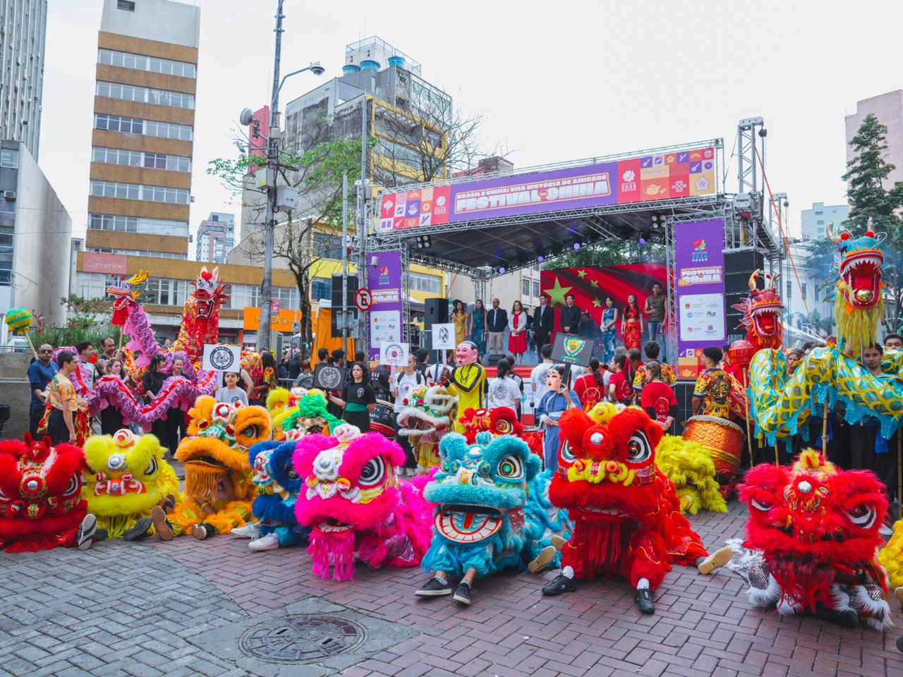 FESTIVAL DA CHINA REÚNE CULTURA, TRADIÇÃO E TECNOLOGIA NA PRAÇA DA LIBERDADE
