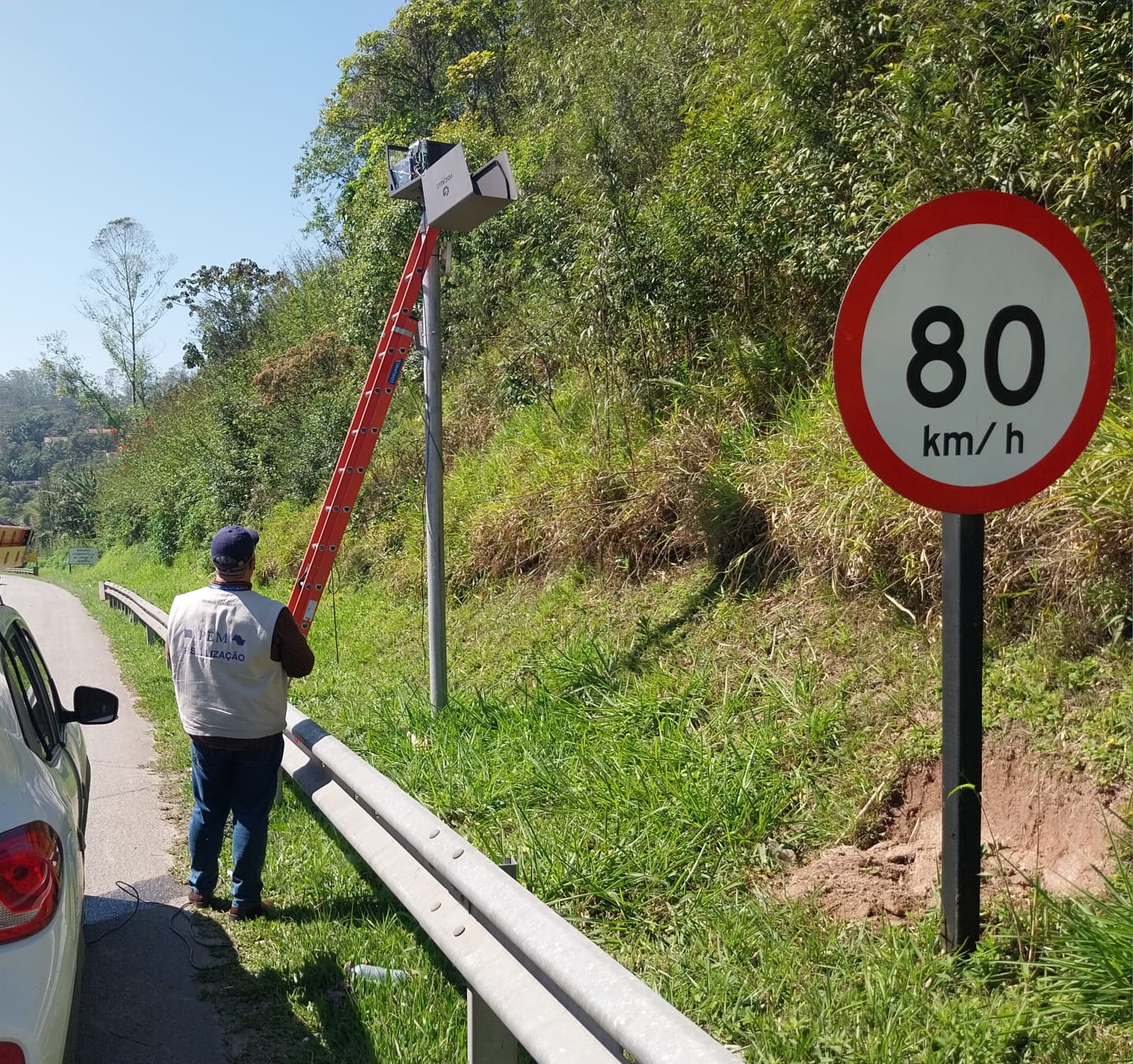 EM RIBEIRÃO PIRES, IPEM-SP VERIFICA RADAR NA RODOVIA SP-031