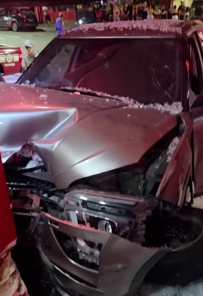GRAVE ACIDENTE: CARRO INVADE RESTAURANTE JAPONÊS EM DIADEMA